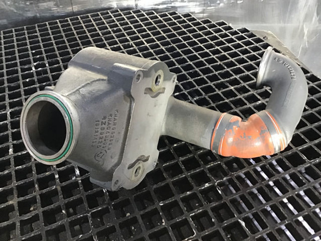 Liebherr Charge Air Cooler - Σωλήνας εισαγωγής αέρα: φωτογραφία 3 Liebherr Charge Air Cooler - Σωλήνας εισαγωγής αέρα: φωτογραφία 3