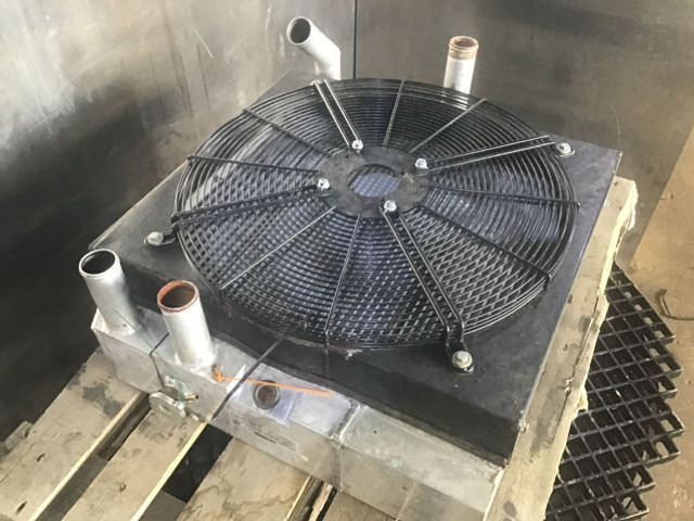 Liebherr Combined Radiator - Ανεμιστήρας: φωτογραφία 2 Liebherr Combined Radiator - Ανεμιστήρας: φωτογραφία 2