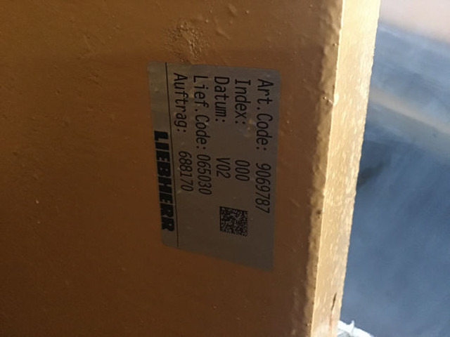 Liebherr Counterweight Left - Αντίβαρο για Κατασκευή μηχανήματα: φωτογραφία 2 Liebherr Counterweight Left - Αντίβαρο για Κατασκευή μηχανήματα: φωτογραφία 2