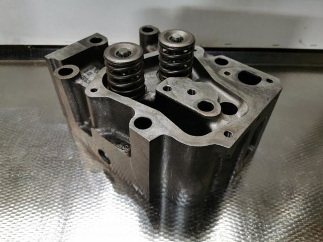 Μπλοκ κυλίνδρων Liebherr Cylinderhead: φωτογραφία 12