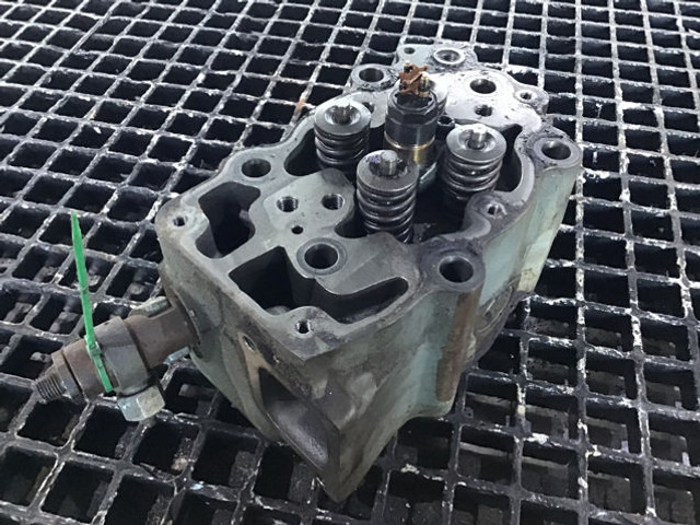 Liebherr Cylinderhead - Μπλοκ κυλίνδρων: φωτογραφία 1 Liebherr Cylinderhead - Μπλοκ κυλίνδρων: φωτογραφία 1