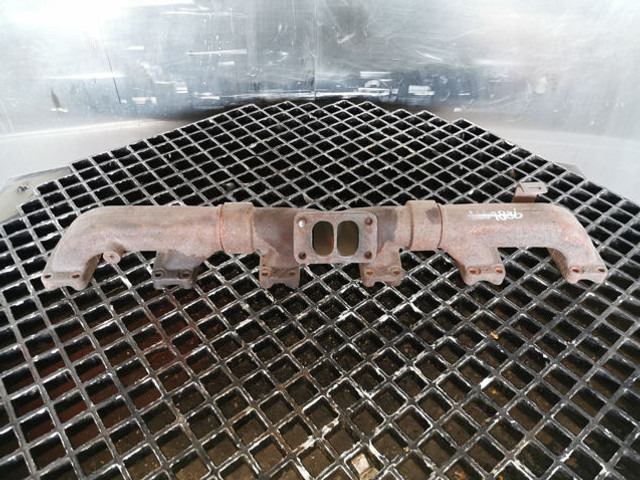 Liebherr Exhaust Pipe - Εξάτμιση: φωτογραφία 4 Liebherr Exhaust Pipe - Εξάτμιση: φωτογραφία 4