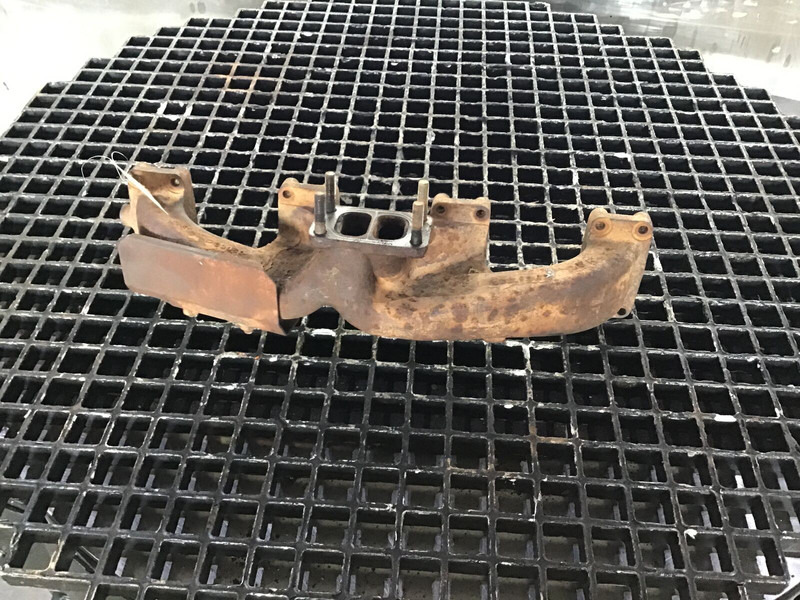 Liebherr Exhaust Pipe - Εξάτμιση: φωτογραφία 1 Liebherr Exhaust Pipe - Εξάτμιση: φωτογραφία 1