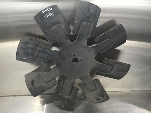 Liebherr Fan Blade - Σύστημα ψύξης: φωτογραφία 3 Liebherr Fan Blade - Σύστημα ψύξης: φωτογραφία 3