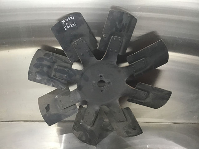 Liebherr Fan Blade - Σύστημα ψύξης: φωτογραφία 1 Liebherr Fan Blade - Σύστημα ψύξης: φωτογραφία 1