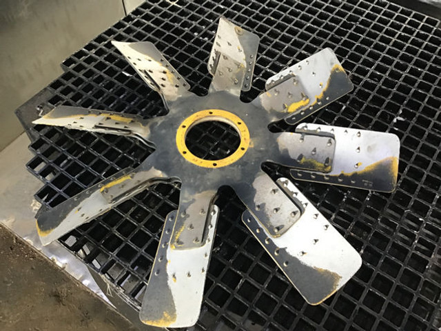 Liebherr Fan - Σύστημα ψύξης: φωτογραφία 4 Liebherr Fan - Σύστημα ψύξης: φωτογραφία 4