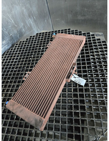 Liebherr Fuelcooler - Ψυγείο λαδιού: φωτογραφία 2 Liebherr Fuelcooler - Ψυγείο λαδιού: φωτογραφία 2