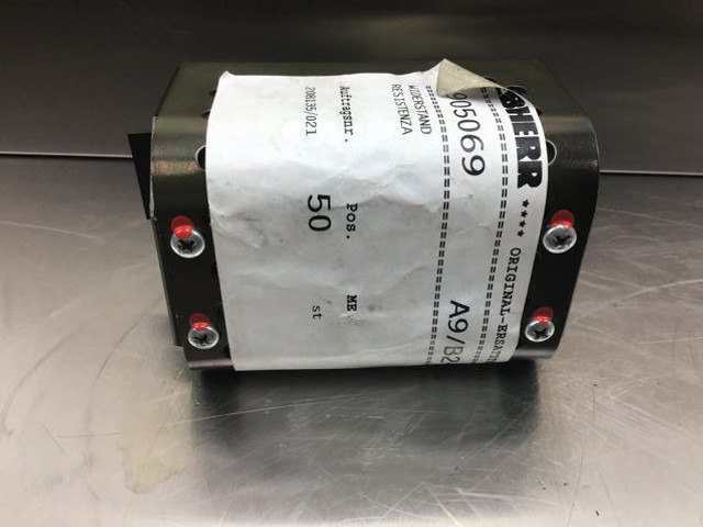 Liebherr Heating Unit - Μοτέρ καλοριφέρ: φωτογραφία 5 Liebherr Heating Unit - Μοτέρ καλοριφέρ: φωτογραφία 5