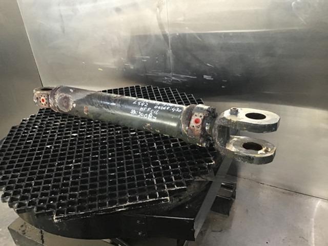 Liebherr Hoistcylinder - Υδραυλικός κύλινδρος: φωτογραφία 2 Liebherr Hoistcylinder - Υδραυλικός κύλινδρος: φωτογραφία 2