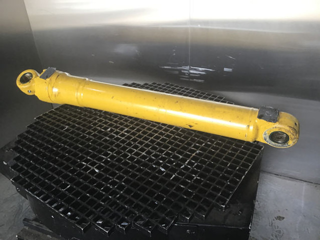 Liebherr Hoistcylinder - Υδραυλικός κύλινδρος: φωτογραφία 2 Liebherr Hoistcylinder - Υδραυλικός κύλινδρος: φωτογραφία 2