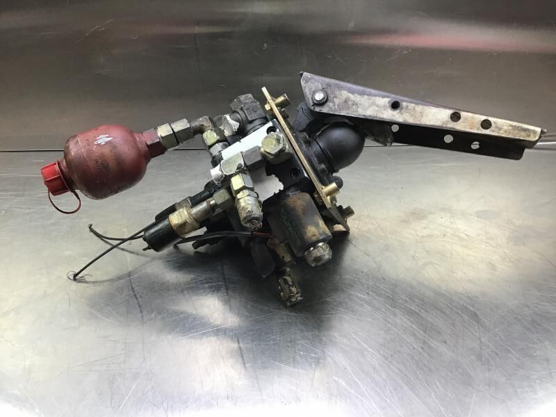 Liebherr L508 - Πετάλι: φωτογραφία 1 Liebherr L508 - Πετάλι: φωτογραφία 1