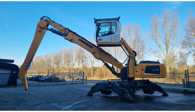 Liebherr LH30 M - Μηχάνημα Διαχείρισης Υλικών: φωτογραφία 1 Liebherr LH30 M - Μηχάνημα Διαχείρισης Υλικών: φωτογραφία 1
