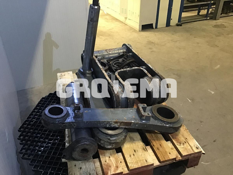 Liebherr R946 LC / R946 NLC / R950 LC-V / R954C / R956 / R974C / R956 LC - Ταχυσύνδεσμος: φωτογραφία 4 Liebherr R946 LC / R946 NLC / R950 LC-V / R954C / R956 / R974C / R956 LC - Ταχυσύνδεσμος: φωτογραφία 4