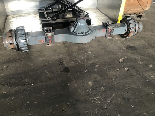 Liebherr Rear Axle - Αξονας και ανταλλακτικά: φωτογραφία 2 Liebherr Rear Axle - Αξονας και ανταλλακτικά: φωτογραφία 2