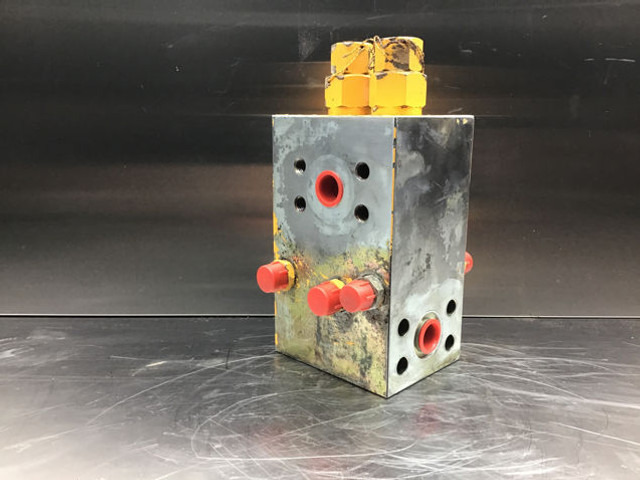 Liebherr Safety Valve - Βαλβίδα: φωτογραφία 2 Liebherr Safety Valve - Βαλβίδα: φωτογραφία 2