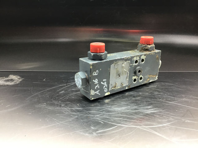 Liebherr Safety Valve - Βαλβίδα: φωτογραφία 1 Liebherr Safety Valve - Βαλβίδα: φωτογραφία 1