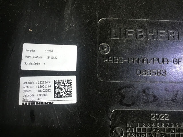 Liebherr Side Door Right Front - Πόρτα και ανταλλακτικά: φωτογραφία 1 Liebherr Side Door Right Front - Πόρτα και ανταλλακτικά: φωτογραφία 1