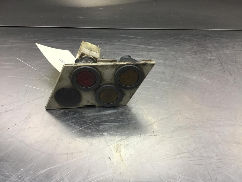 Liebherr Switch Module - Ταμπλό αυτοκινήτου: φωτογραφία 1 Liebherr Switch Module - Ταμπλό αυτοκινήτου: φωτογραφία 1