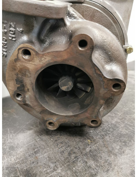 Liebherr Turbo Charger K29 - Τουρμπίνα: φωτογραφία 5 Liebherr Turbo Charger K29 - Τουρμπίνα: φωτογραφία 5