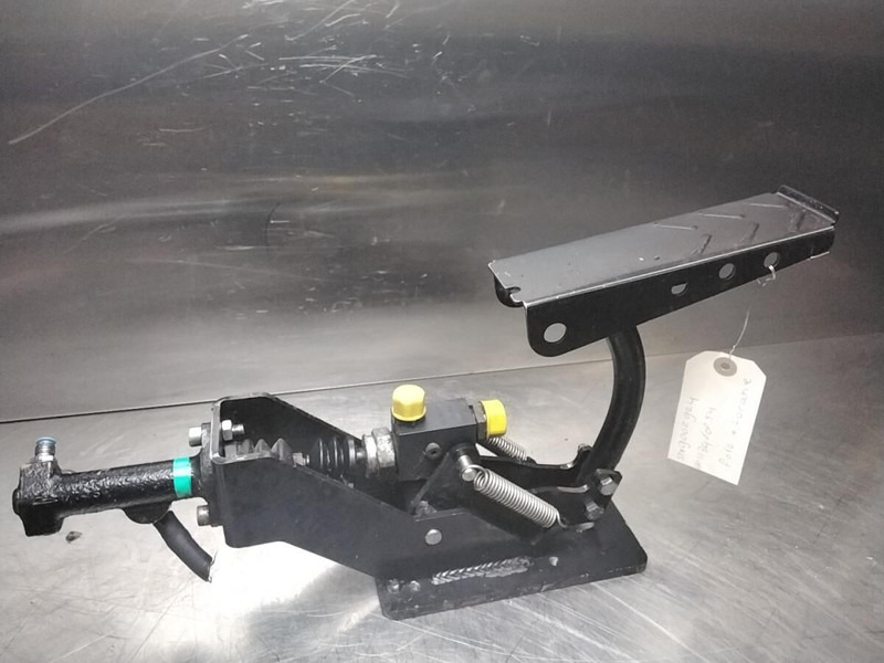Liebherr brake pedal system - Πετάλι: φωτογραφία 2 Liebherr brake pedal system - Πετάλι: φωτογραφία 2