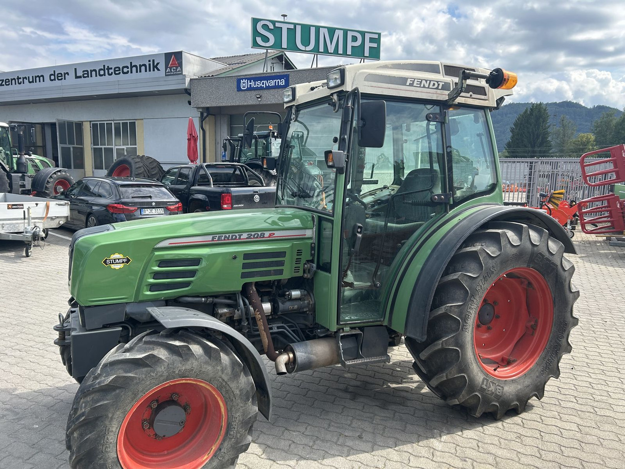Fendt Farmer 208 PA - Τρακτέρ: φωτογραφία 4 Fendt Farmer 208 PA - Τρακτέρ: φωτογραφία 4