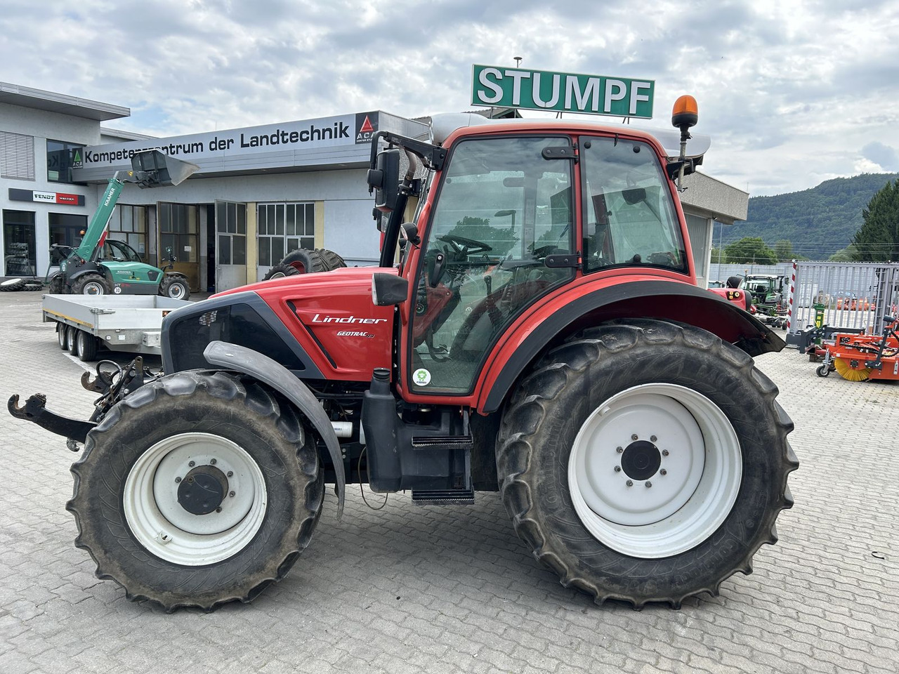 Lindner Geotrac 94 - Τρακτέρ: φωτογραφία 5 Lindner Geotrac 94 - Τρακτέρ: φωτογραφία 5