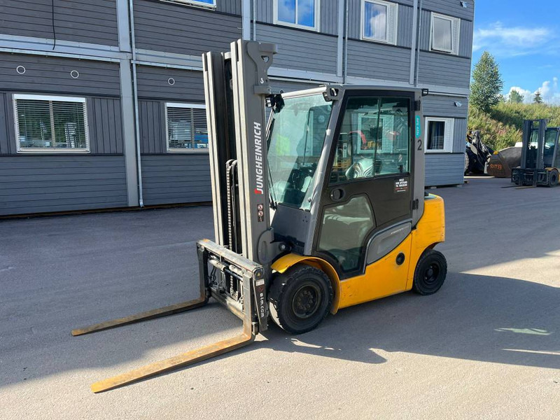 Jungheinrich DFG 425 S - Πετρελαιοκίνητο περονοφόρο: φωτογραφία 1 Jungheinrich DFG 425 S - Πετρελαιοκίνητο περονοφόρο: φωτογραφία 1