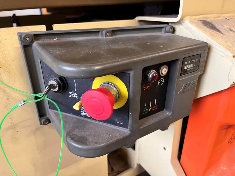 JLG 3246ES - Ψαλιδωτό ανυψωτικό: φωτογραφία 5 JLG 3246ES - Ψαλιδωτό ανυψωτικό: φωτογραφία 5