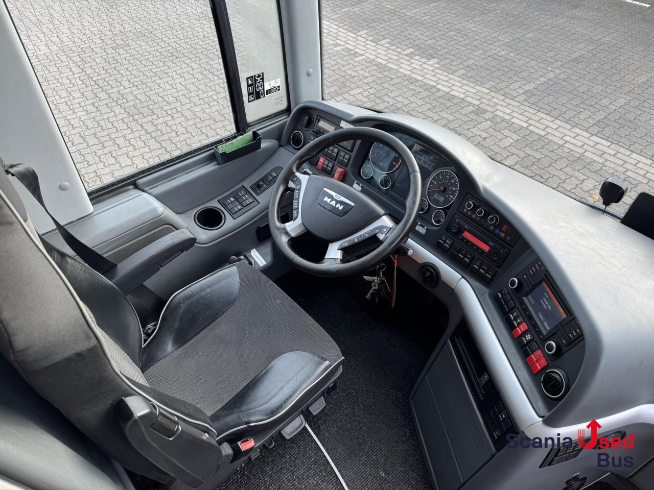 MAN Lion's Coach R08 13.8m 100 Years Edition - Πούλμαν: φωτογραφία 2 MAN Lion's Coach R08 13.8m 100 Years Edition - Πούλμαν: φωτογραφία 2