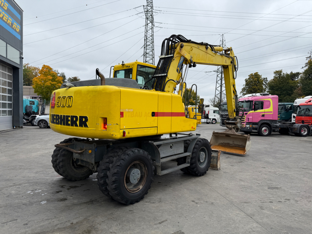 LIEBHERR 900 C 3xBuckets - Τροχοφόρος εκσκαφέας: φωτογραφία 5 LIEBHERR 900 C 3xBuckets - Τροχοφόρος εκσκαφέας: φωτογραφία 5