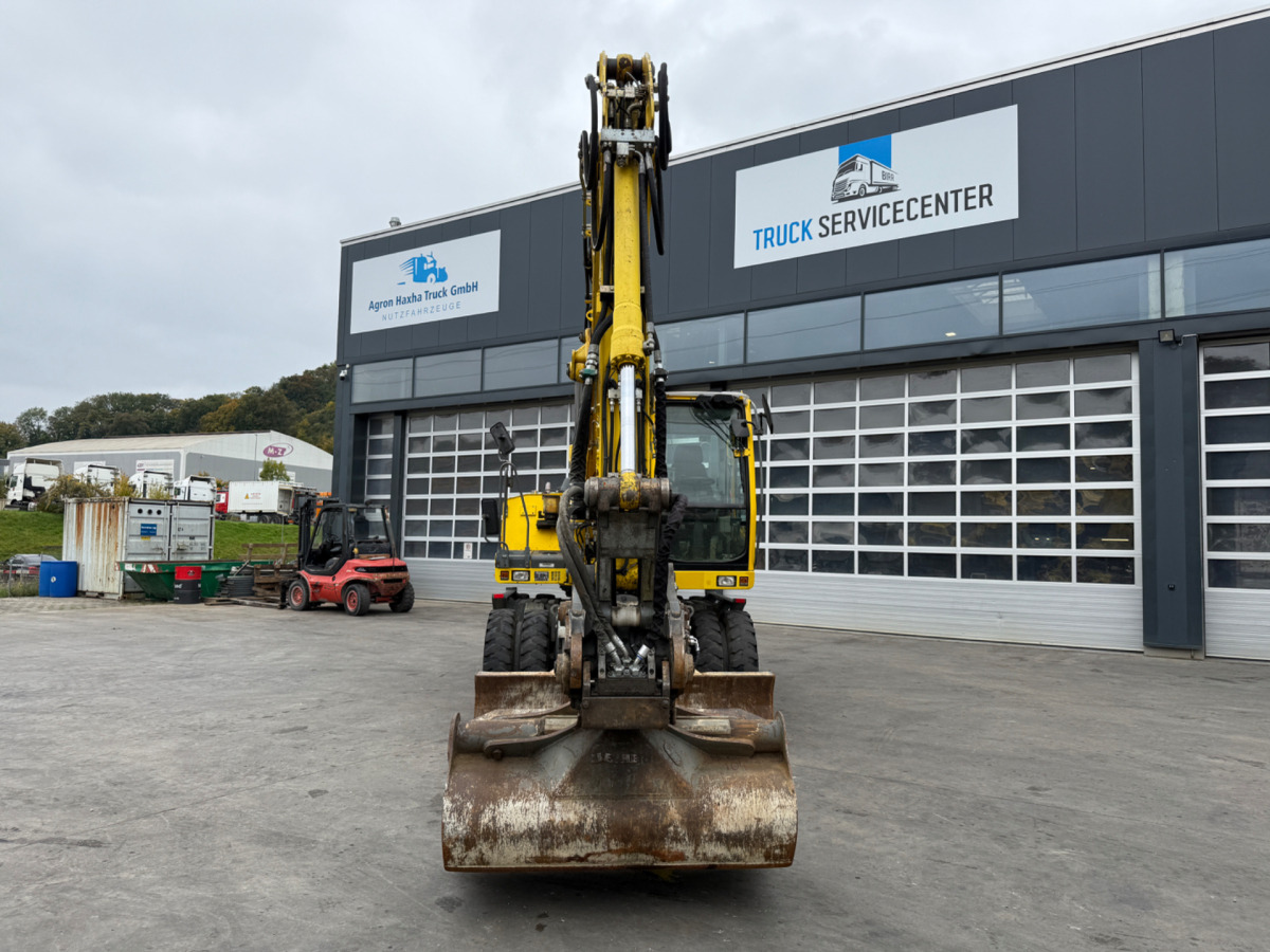LIEBHERR 900 C 3xBuckets - Τροχοφόρος εκσκαφέας: φωτογραφία 2 LIEBHERR 900 C 3xBuckets - Τροχοφόρος εκσκαφέας: φωτογραφία 2