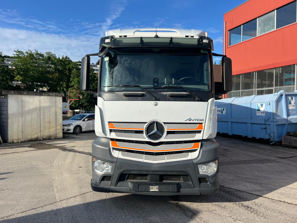 MERCEDES 4x Antos 1843 4x2 Kühler - Φορτηγό ψυγείο: φωτογραφία 2 MERCEDES 4x Antos 1843 4x2 Kühler - Φορτηγό ψυγείο: φωτογραφία 2