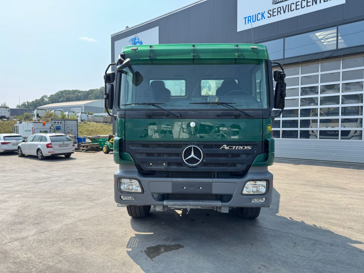 MERCEDES Actros 3244 8x4 Liebherr 9m3 - Μπετονιέρα φορτηγό: φωτογραφία 2 MERCEDES Actros 3244 8x4 Liebherr 9m3 - Μπετονιέρα φορτηγό: φωτογραφία 2