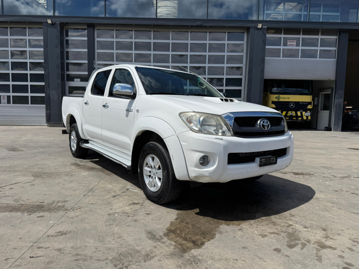 TOYOTA Hilux 3.0D 4WD - Ημιφορτηγό: φωτογραφία 3 TOYOTA Hilux 3.0D 4WD - Ημιφορτηγό: φωτογραφία 3