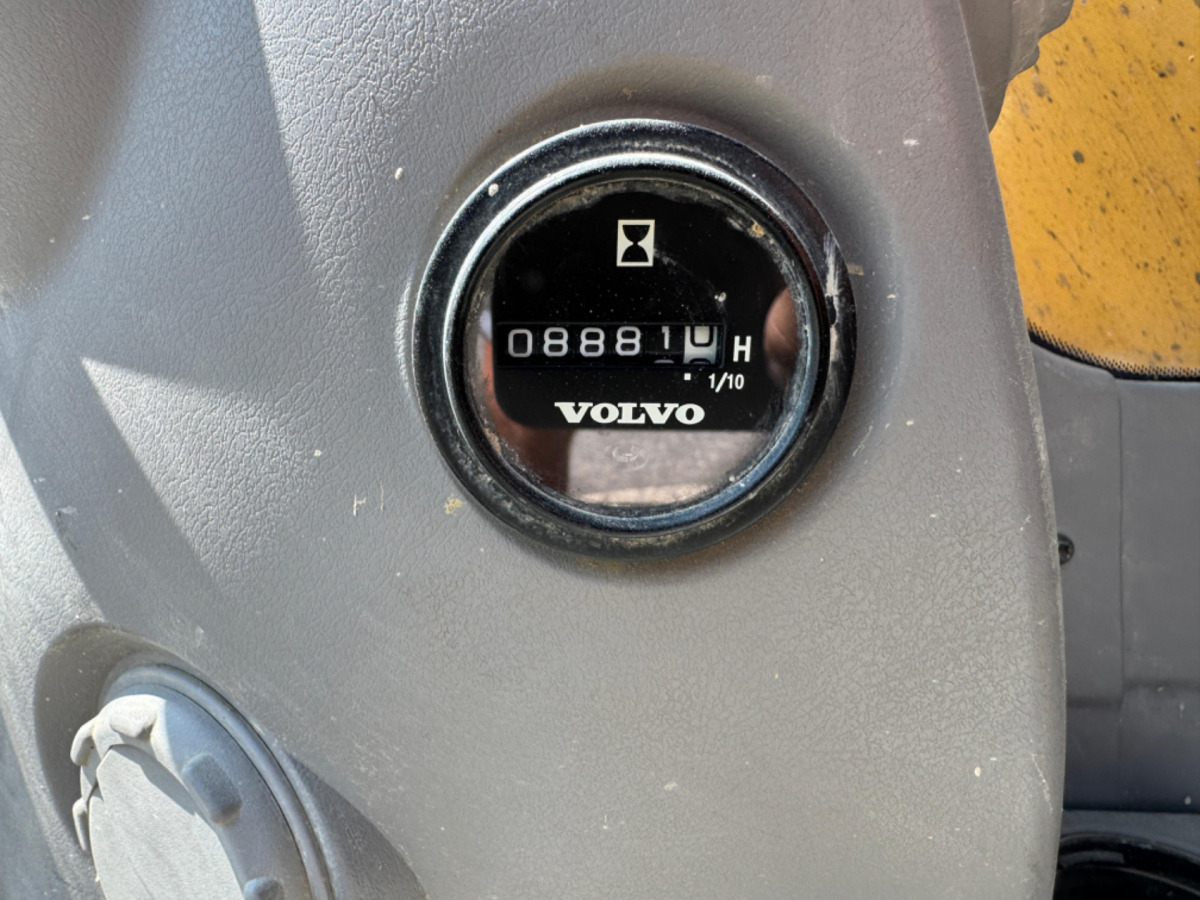 Ερπυστριοφόρος εκσκαφέας VOLVO ECR145DL Oilquick: φωτογραφία 18