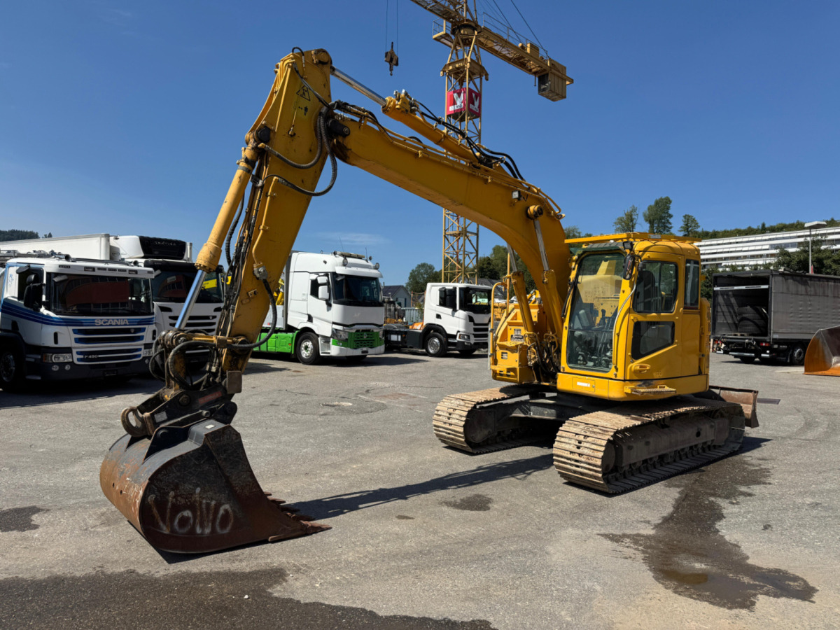 VOLVO ECR145DL Oilquick - Ερπυστριοφόρος εκσκαφέας: φωτογραφία 1 VOLVO ECR145DL Oilquick - Ερπυστριοφόρος εκσκαφέας: φωτογραφία 1