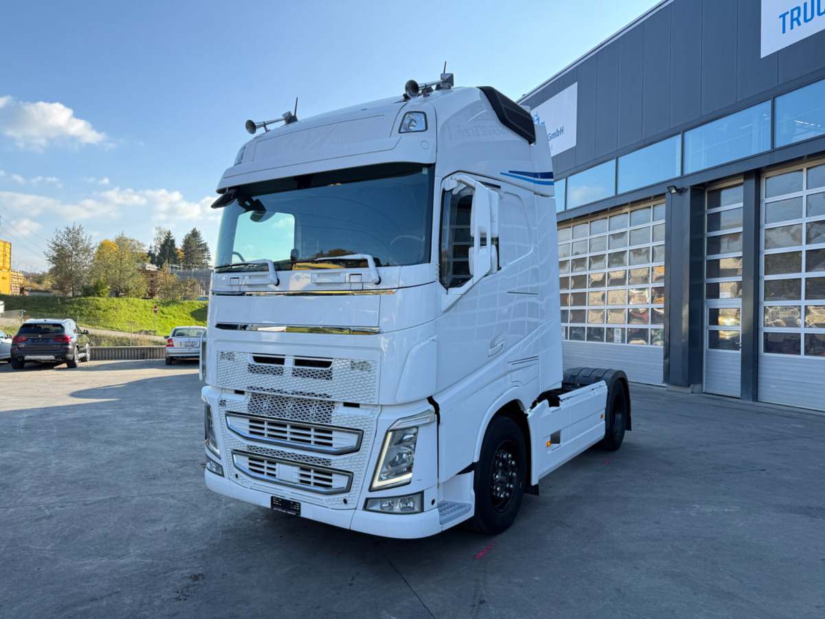 VOLVO FH-500 Standklima XXL 4x2 - Τράκτορας: φωτογραφία 1 VOLVO FH-500 Standklima XXL 4x2 - Τράκτορας: φωτογραφία 1