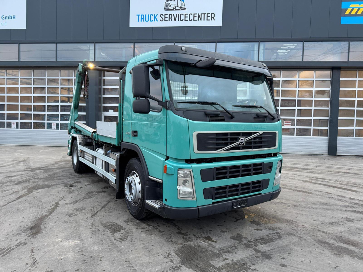 VOLVO FM-400 4x2 UT GIGANT 18T - Φορτηγό καδοφόρος φορτωτής: φωτογραφία 3 VOLVO FM-400 4x2 UT GIGANT 18T - Φορτηγό καδοφόρος φορτωτής: φωτογραφία 3