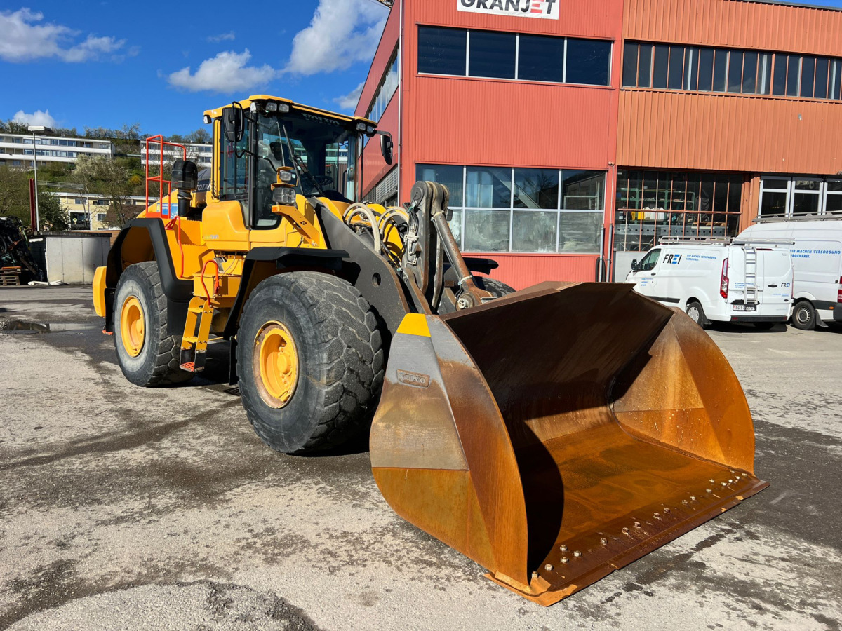 VOLVO L180H - Ελαστιχοφόρος φορτωτής: φωτογραφία 1 VOLVO L180H - Ελαστιχοφόρος φορτωτής: φωτογραφία 1