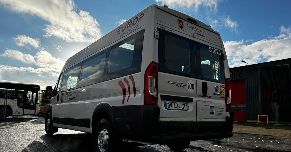 Fiat Ducato / 17 miejsc / EURO 6/ IGŁA !!!/ Cena:75000 zł netto - Μικρό λεωφορείο, Επιβατικό βαν: φωτογραφία 4 Fiat Ducato / 17 miejsc / EURO 6/ IGŁA !!!/ Cena:75000 zł netto - Μικρό λεωφορείο, Επιβατικό βαν: φωτογραφία 4