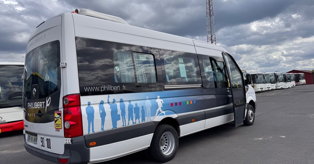 Volkswagen Crafter / KLIMATYZACJA / 23 miejsca / 128000km przebieg !!/ Cena:139000 zł netto - Μικρό λεωφορείο, Επιβατικό βαν: φωτογραφία 2 Volkswagen Crafter / KLIMATYZACJA / 23 miejsca / 128000km przebieg !!/ Cena:139000 zł netto - Μικρό λεωφορείο, Επιβατικό βαν: φωτογραφία 2