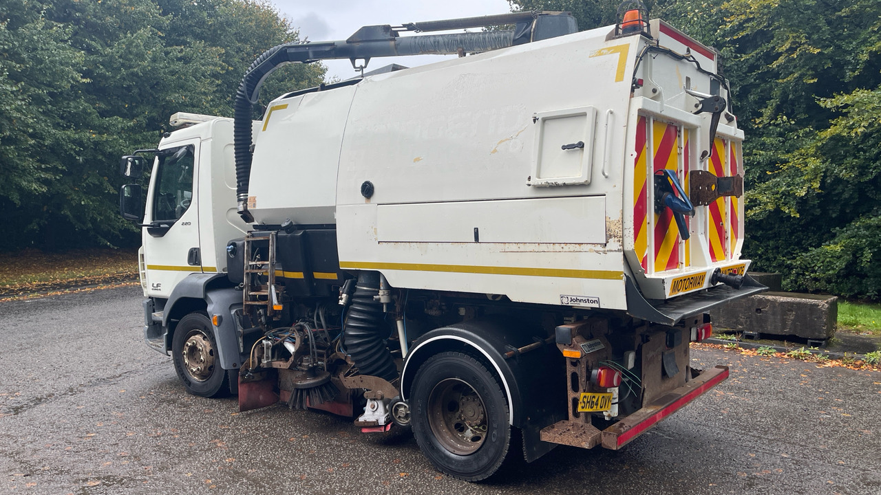 DAF LF 220 - Σάρωθρο δρόμων: φωτογραφία 3 DAF LF 220 - Σάρωθρο δρόμων: φωτογραφία 3
