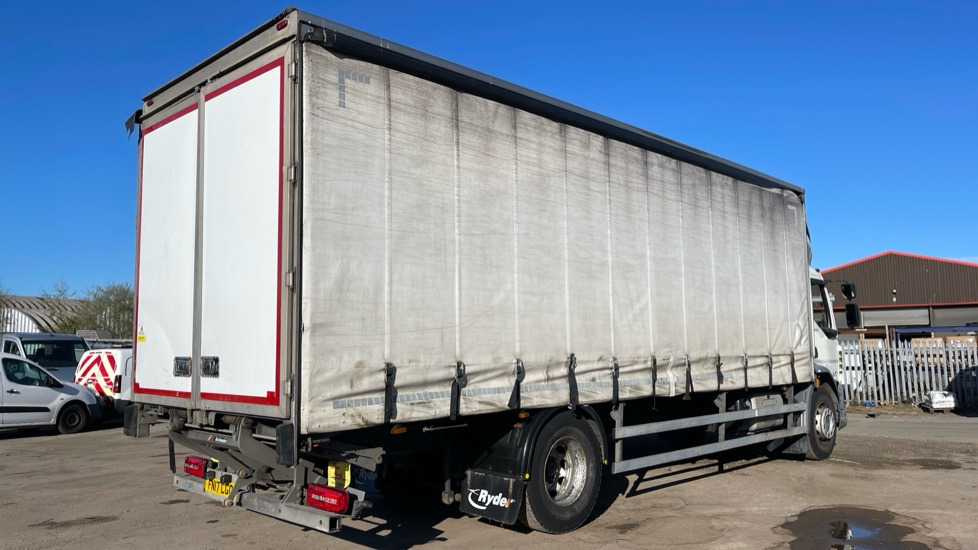 DAF LF 230 EURO 6 18 TONNE - Φορτηγό μουσαμάς: φωτογραφία 4 DAF LF 230 EURO 6 18 TONNE - Φορτηγό μουσαμάς: φωτογραφία 4
