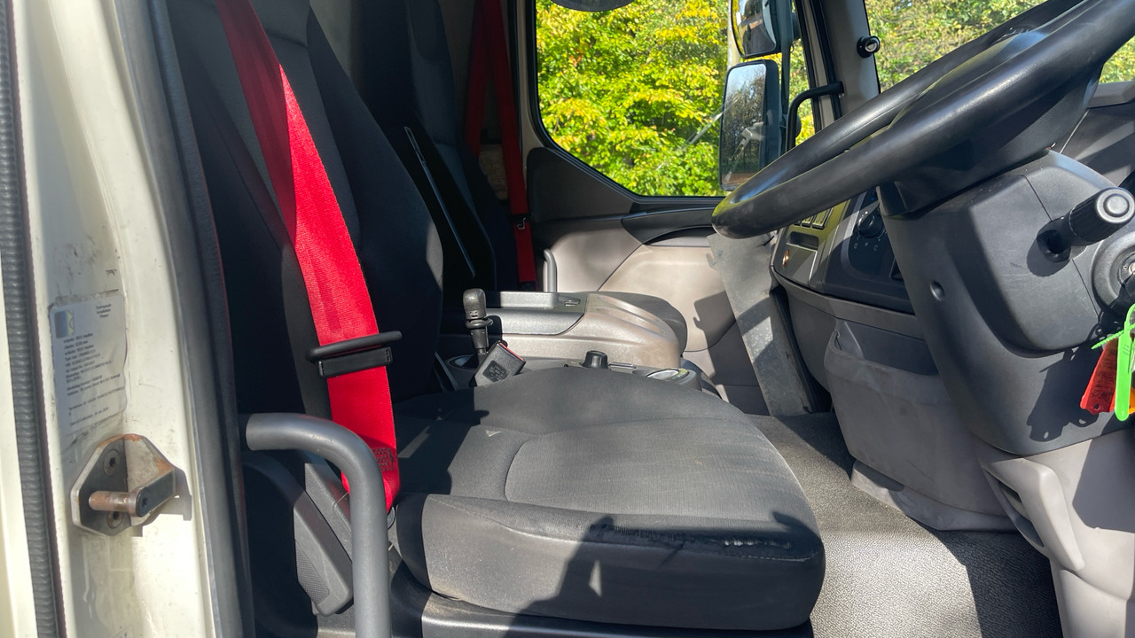 DAF LF 230 - Φορτηγό μουσαμάς: φωτογραφία 5 DAF LF 230 - Φορτηγό μουσαμάς: φωτογραφία 5