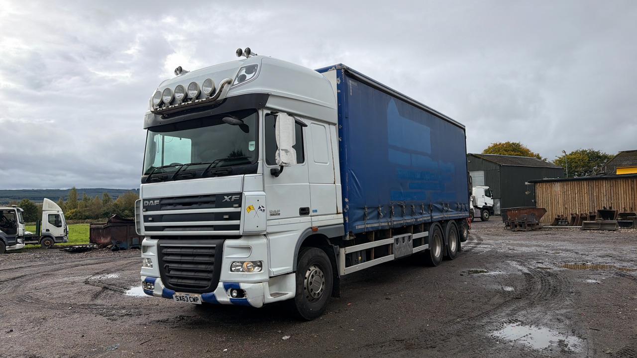 DAF XF 105.510 - Φορτηγό μουσαμάς: φωτογραφία 2 DAF XF 105.510 - Φορτηγό μουσαμάς: φωτογραφία 2