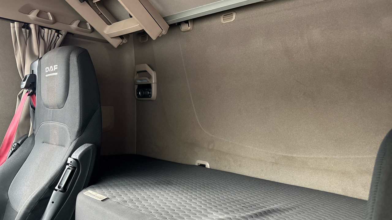 Τράκτορας DAF XF  530: φωτογραφία 10