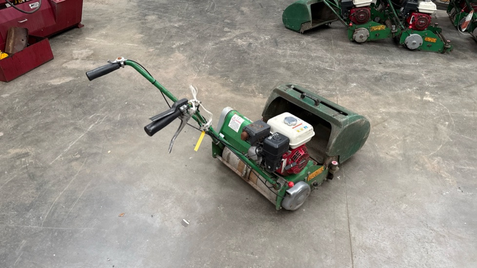 DENNIS FT510 PEDESTRIAN CYLINDER MOWER WITH 5K UNIT AND GRASS BOX - Χλοοκοπτικό: φωτογραφία 2 DENNIS FT510 PEDESTRIAN CYLINDER MOWER WITH 5K UNIT AND GRASS BOX - Χλοοκοπτικό: φωτογραφία 2