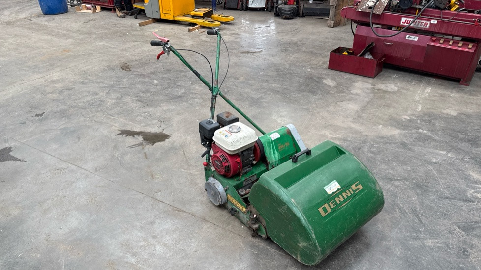 DENNIS FT510 PEDESTRIAN CYLINDER MOWER WITH 5K UNIT AND GRASS BOX - Χλοοκοπτικό: φωτογραφία 1 DENNIS FT510 PEDESTRIAN CYLINDER MOWER WITH 5K UNIT AND GRASS BOX - Χλοοκοπτικό: φωτογραφία 1