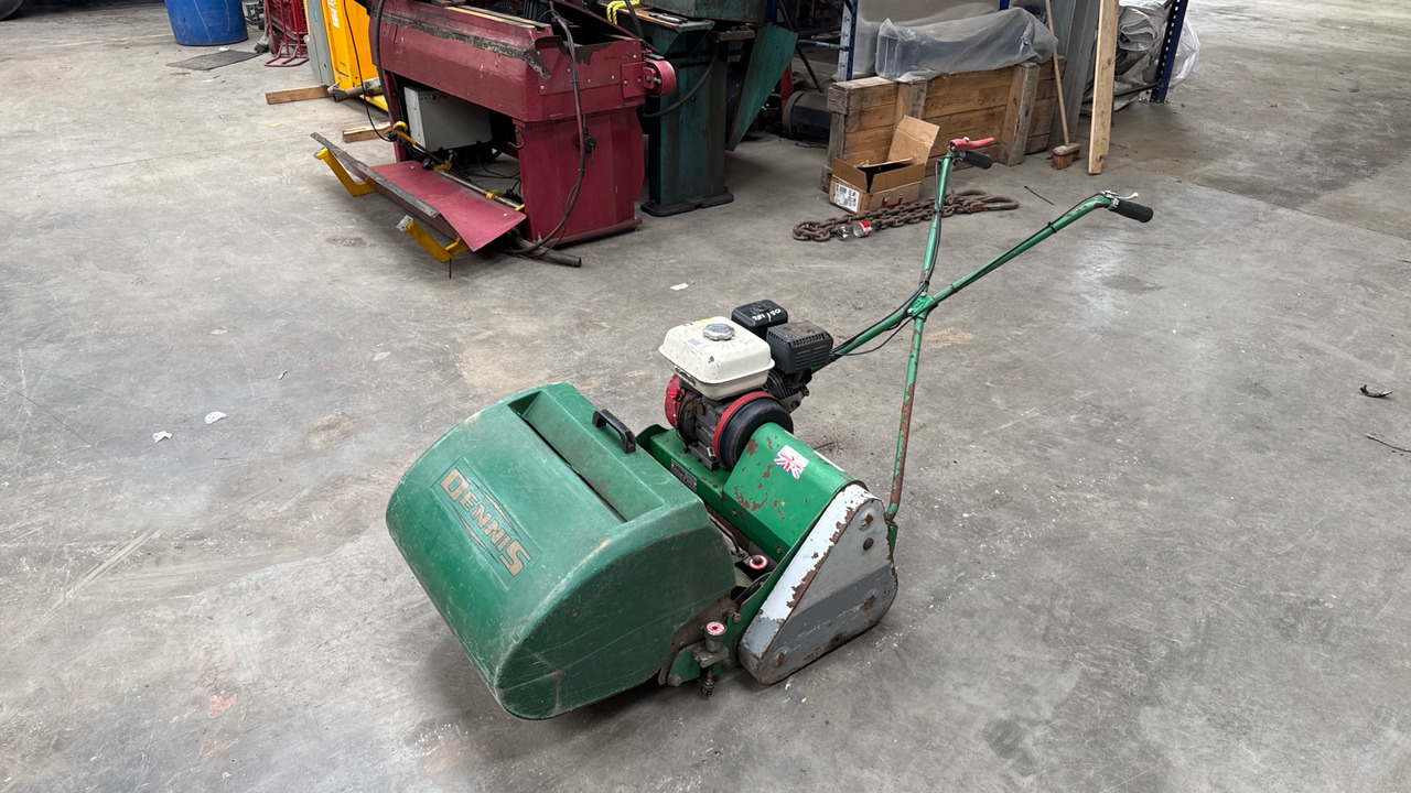 DENNIS FT510 PEDESTRIAN CYLINDER MOWER WITH 5K UNIT AND GRASS BOX - Χλοοκοπτικό: φωτογραφία 3 DENNIS FT510 PEDESTRIAN CYLINDER MOWER WITH 5K UNIT AND GRASS BOX - Χλοοκοπτικό: φωτογραφία 3