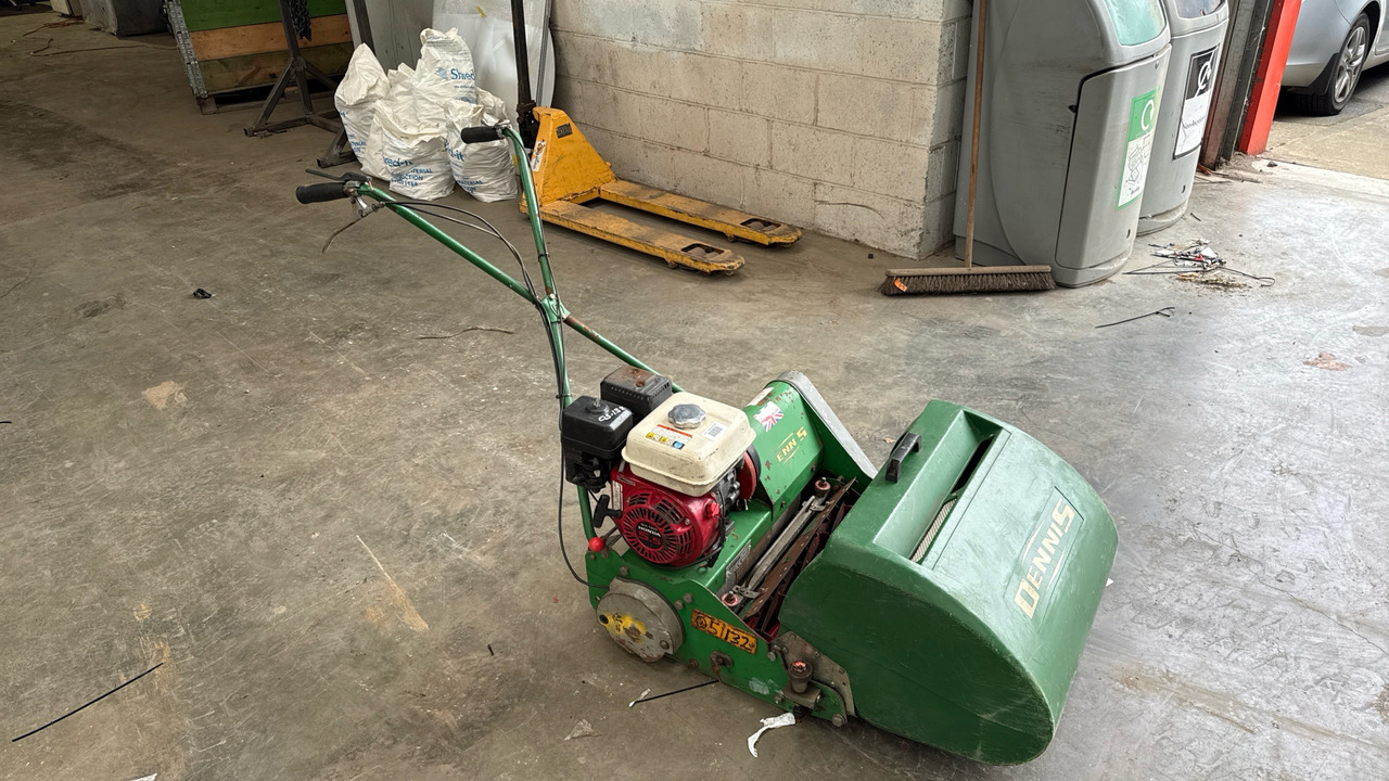 DENNIS FT510 PEDESTRIAN CYLINDER MOWER WITH 9K UNIT AND GRASS BOX - Χλοοκοπτικό: φωτογραφία 1 DENNIS FT510 PEDESTRIAN CYLINDER MOWER WITH 9K UNIT AND GRASS BOX - Χλοοκοπτικό: φωτογραφία 1